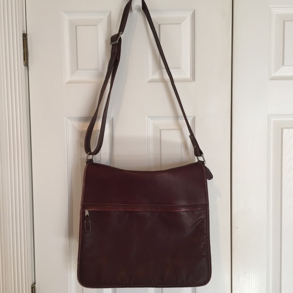 NO LABEL IN BAG Other - 💲SALE💲 MESSENGER BAG